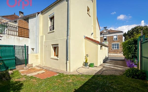 Maison à vendre    3 pièces •  Villejust