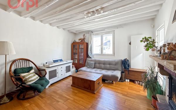 Maison à vendre    3 pièces •  Villejust