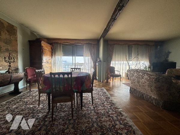 VAUGIRARD APPARTEMENT FAMILIAL