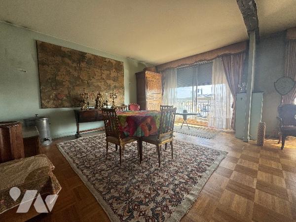 VAUGIRARD APPARTEMENT FAMILIAL