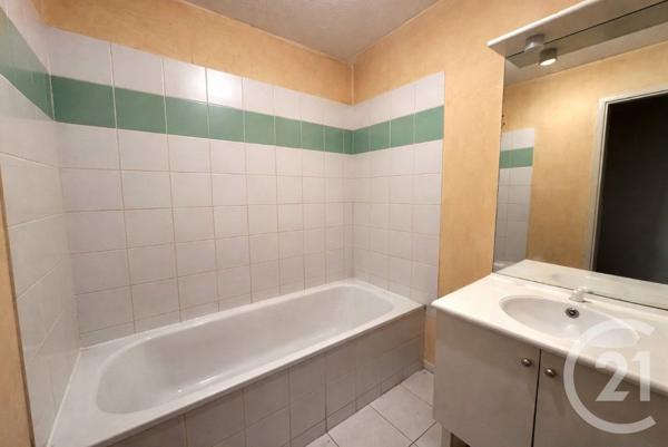 Appartement F2 à vendre  2 pièces - 45,60 m2 LAVELANET - 09
