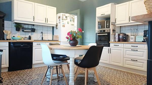 MAISON CARACTERE ANNEE 30  MARGNY LES COMPIEGNE