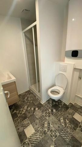 Immeuble à vendre    16 pièces •  Castres