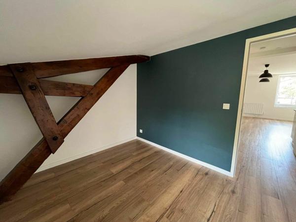 Immeuble à vendre    16 pièces •  Castres