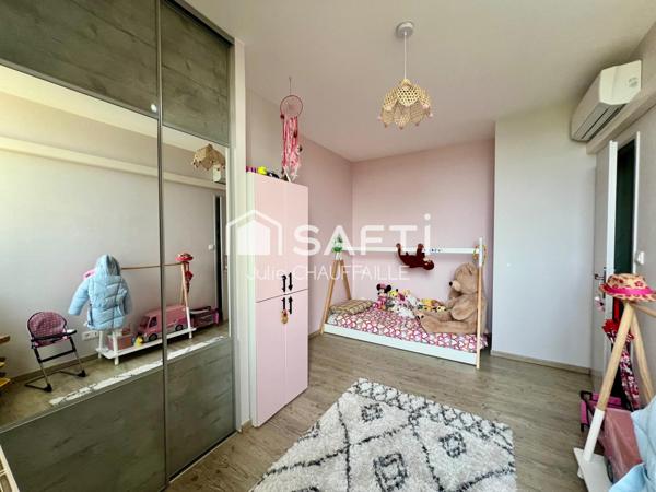 Maison de ville avec piscine