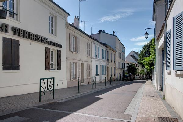 STUDIO RUEIL-MALMAISON PLEIN COEUR DE VILLE - A 150m DE L'ANCIENNE MAIRIE