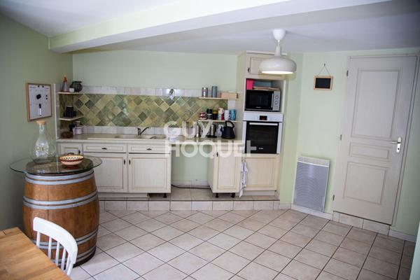 Maison de caractère + appartement indépendant avec piscine sur Aubenas