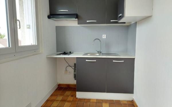 Appartement à louer    1 pièce • 25,85 m2 Massy
