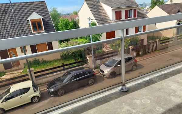 Appartement à louer    1 pièce • 25,85 m2 Massy