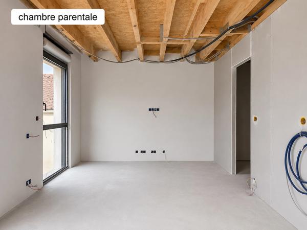 L’ISLE-ADAM – MAISON D’ARCHITECTE RARE, 235 M² DANS UN SECTEUR PRIVILÉGIÉ