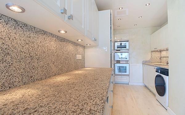 Appartement à vendre    5 pièces • 143,77 m2 Ambilly