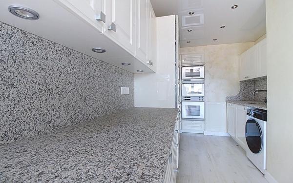 Appartement à vendre    5 pièces • 143,77 m2 Ambilly