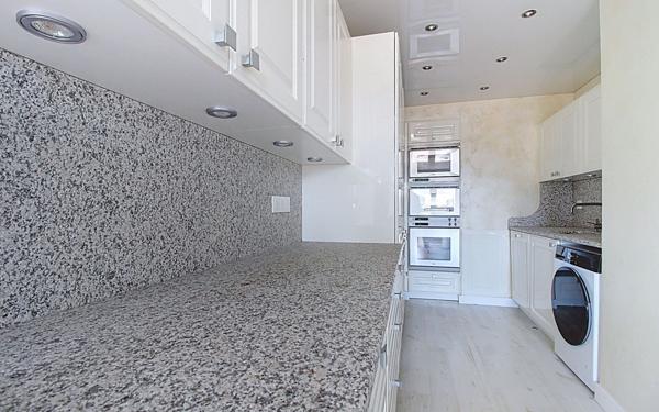 Appartement à vendre    5 pièces • 143,77 m2 Ambilly