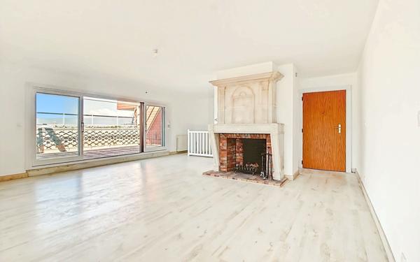 Appartement à vendre    5 pièces • 143,77 m2 Ambilly