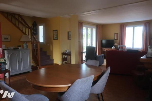 Maison 151m² hab environ - Sous-sol - Cave - Garage - Terrasse - Jardin - 1042m² cadastré