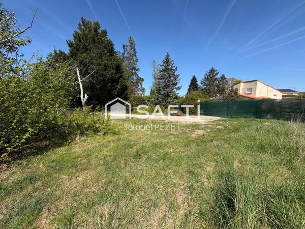 RARE - TERRAIN CONSTRUCTIBLE VIABILISÉ 961 M²