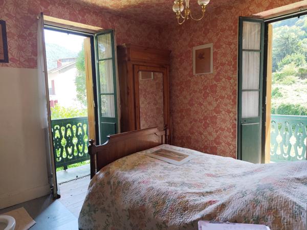 Bagnères-de-Luchon (31110) Maison 157 m² 8 pièces Bagnères de Luchon