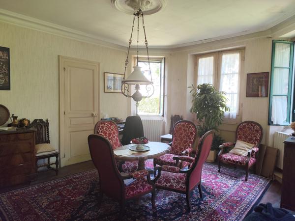 Bagnères-de-Luchon (31110) Maison 157 m² 8 pièces Bagnères de Luchon