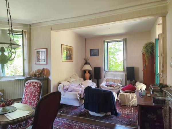 Bagnères-de-Luchon (31110) Maison 157 m² 8 pièces Bagnères de Luchon