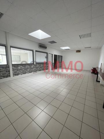 Location / Bureaux à Chauray (79180)