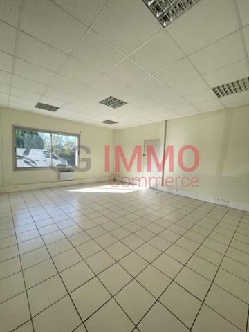 Location / Bureaux à Chauray (79180)