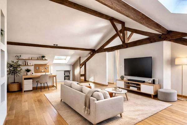 Maison à vendre 8 pièces ORNEX (01)