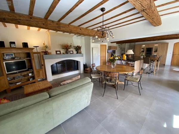 Achat - Maison | Maison Arles 13104 8 pièces 332 m 2 10000 m 2