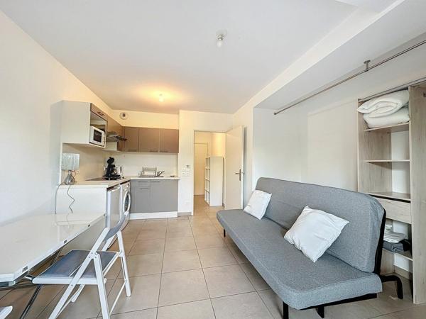 Appartement à louer    1 pièce •  Le Cannet