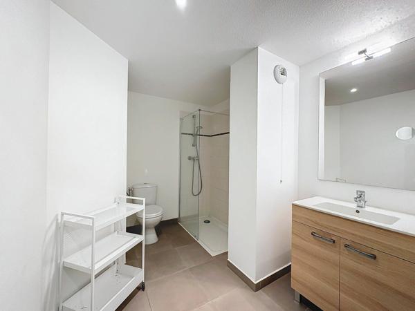 Appartement à louer    1 pièce •  Le Cannet