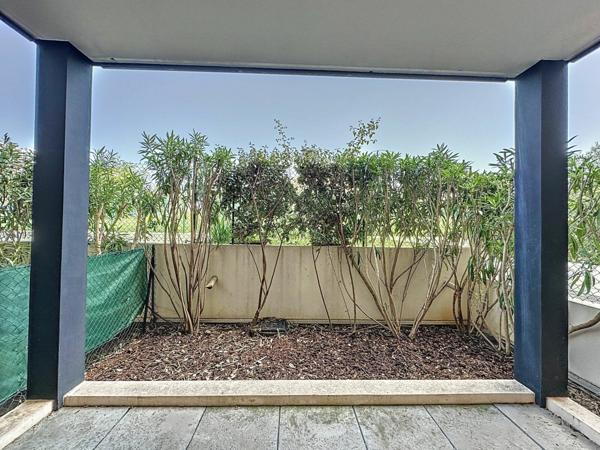 Appartement à louer    1 pièce •  Le Cannet