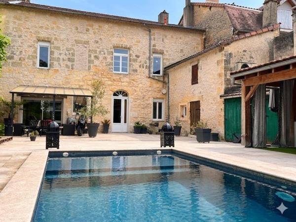 Maison à vendre |  Mussidan |  5 pièces | 180 m²