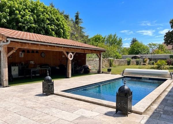 Maison à vendre |  Mussidan |  5 pièces | 180 m²