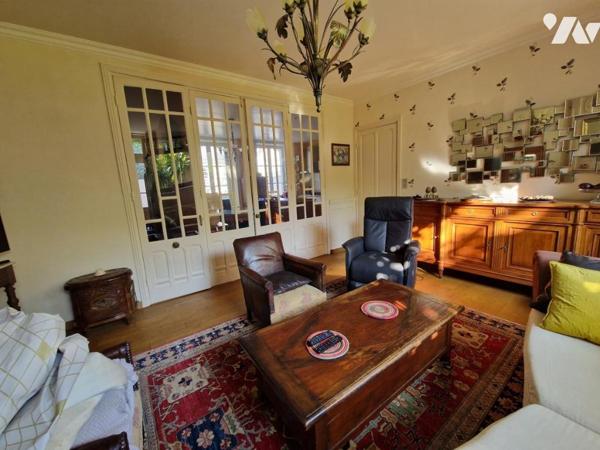 PONTIVY (56) Maison bourgeoise en centre ville