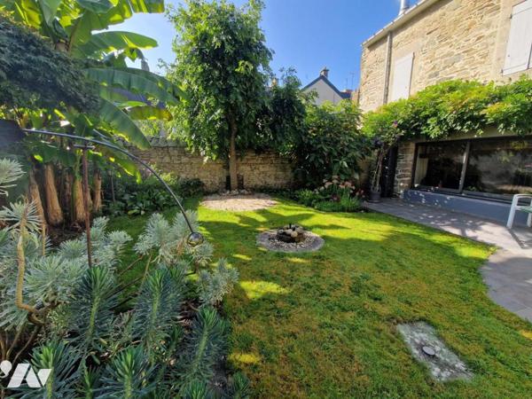 PONTIVY (56) Maison bourgeoise en centre ville