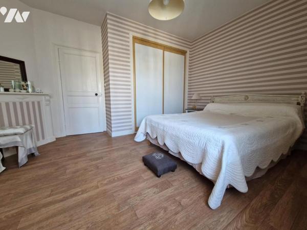 PONTIVY (56) Maison bourgeoise en centre ville