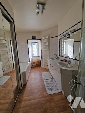 PONTIVY (56) Maison bourgeoise en centre ville