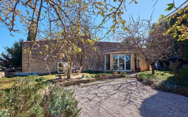 Maison à vendre    4 pièces • 110 m2 Montfuron