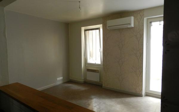 Maison à vendre    4 pièces •  Pertuis