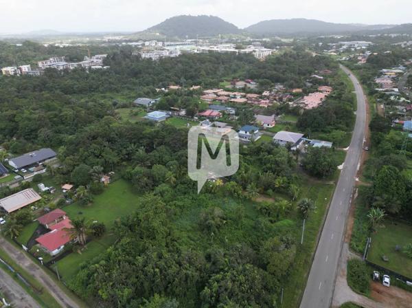 DPT GUYANE, à vendre RÉMIRE-MONTJOLY Terrain de 3020 m2