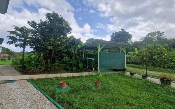 Immeuble à vendre    15 pièces •  Matoury