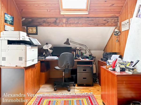 Maison familiale 5-6 chambres proche centre ville et Lycée International