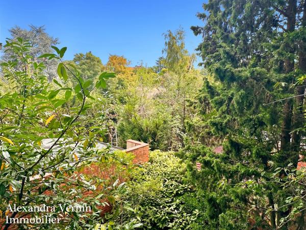 Maison familiale 5-6 chambres proche centre ville et Lycée International