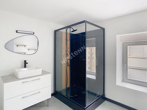 Maison rénovée  3 chambres dans le centre de Briec !