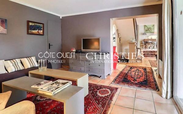 À vendre Bidart - Maison avec piscine et aperçu mer sur vaste terrain