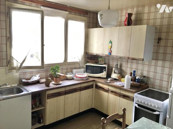 LA FLECHE - APPARTEMENT en centre ville - env. 64 m² - réf 72068-2127