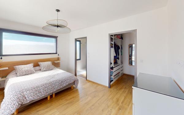 Maison à vendre    5 pièces •  Lavalette