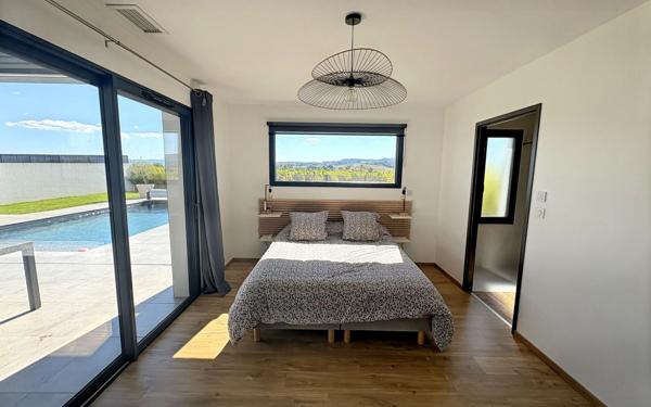 Maison à vendre    5 pièces •  Lavalette