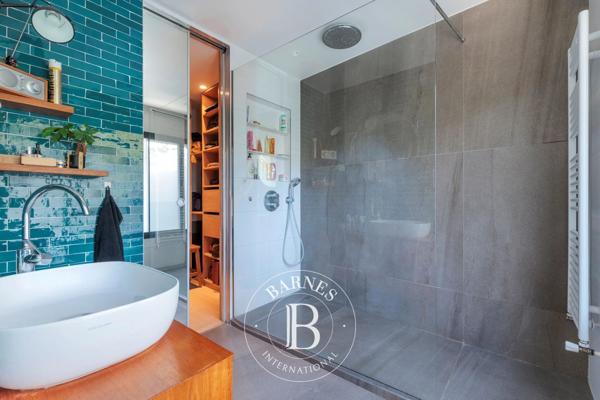 Paris 11ème, Appartement 3 Chambres -  145 m² à vendre