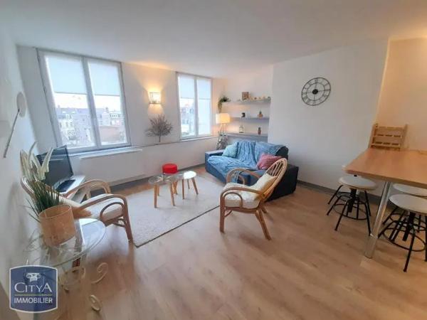 Appartement à louer 3 pièces 45.2m² Lille (59000)