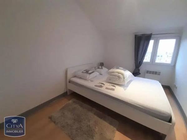 Appartement à louer 3 pièces 45.2m² Lille (59000)